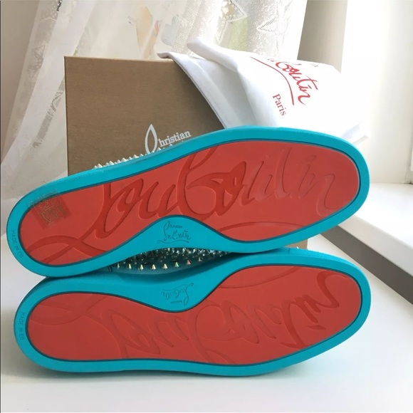 Comment below up to a size 15 - Picture 6 of 8